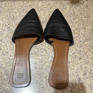 Zara Flats